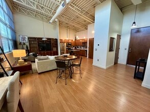 Building Photo - 1503 Central Ave NW