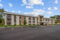 Building Photo - 375 W Winchester Rd