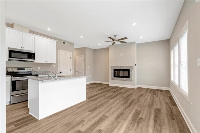 Building Photo - Cherfran Townhomes: Luxury Living in the Heart of South Hill