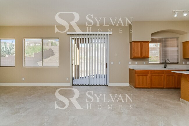 Building Photo - Charming 4BR 2BA Home