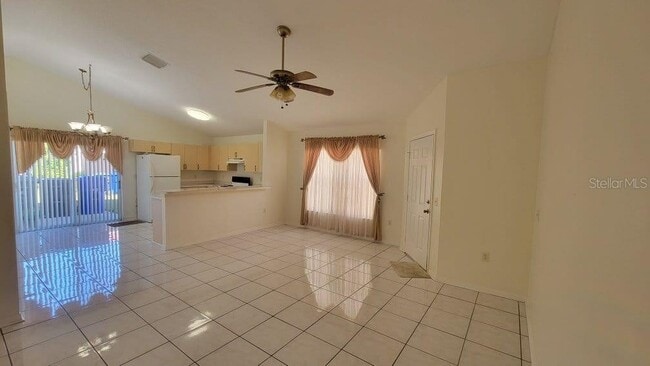 Building Photo - 2405 Condado Ct