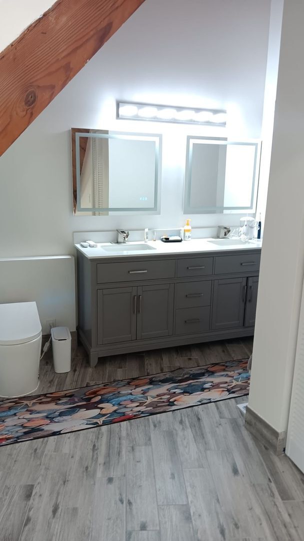 Building Photo - 8694 Pioneer Rd