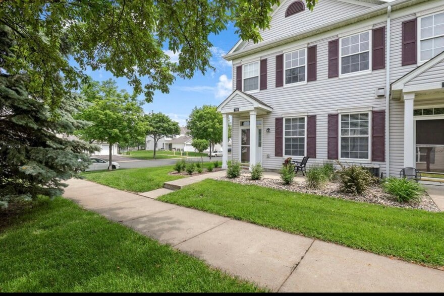 Building Photo - 799 Cobblestone Way