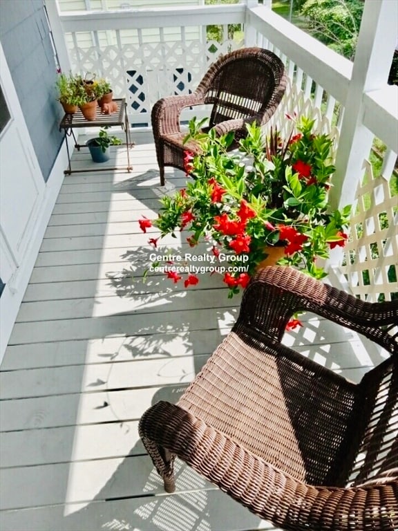 Building Photo - 118 Governor Winthrop Rd