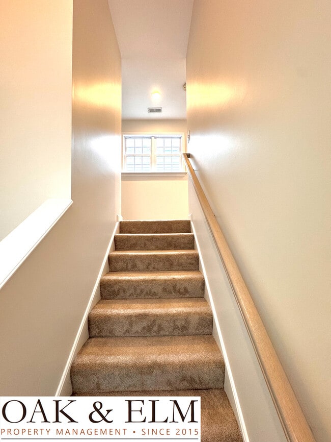 Building Photo - Beautiful 3 Bedroom Home in Prime Middletown Location Near Anchorage built in 2019!