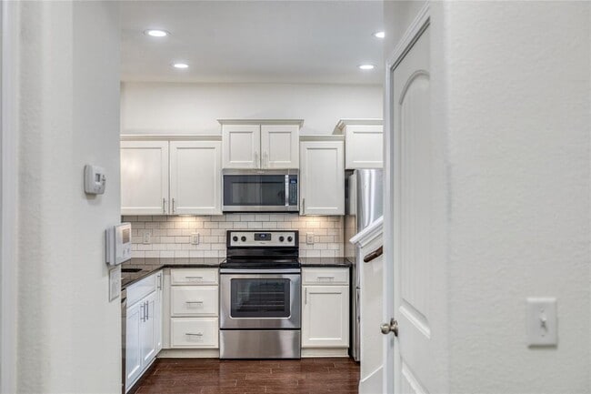 Building Photo - 5817 Loblolly Ln