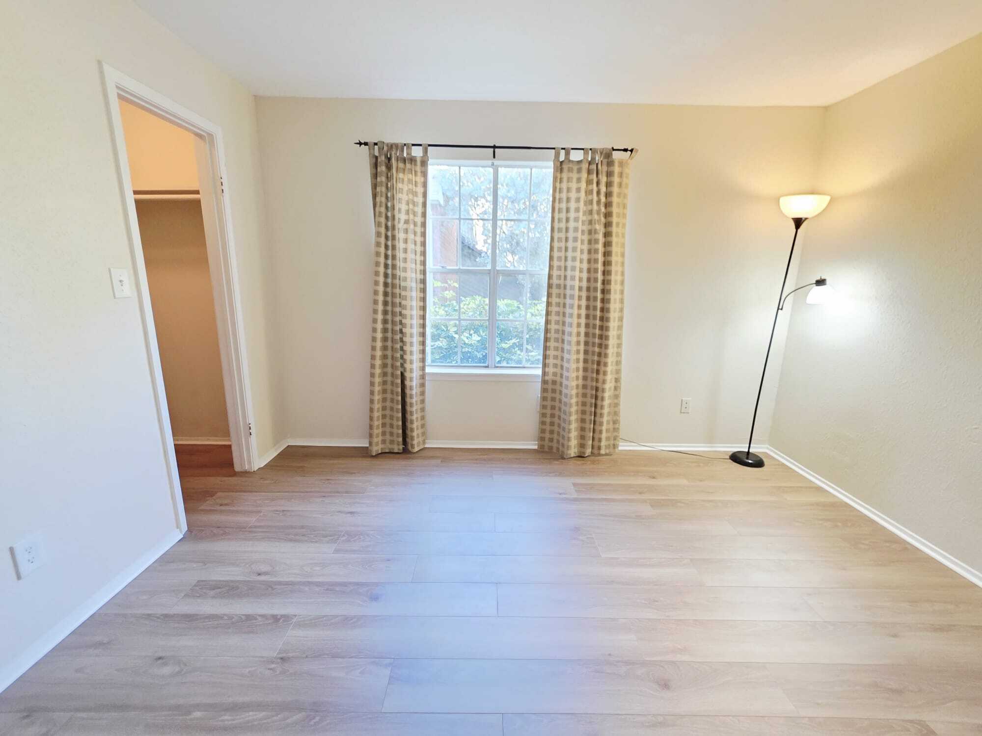 Building Photo - 9100 Dr Martin Luther King Jr St N