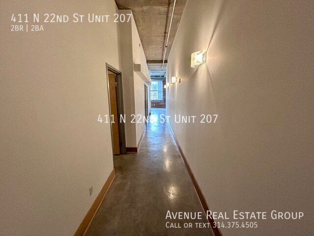 Building Photo - Stylish 2-Bed Loft Near St. Louis City Sta...