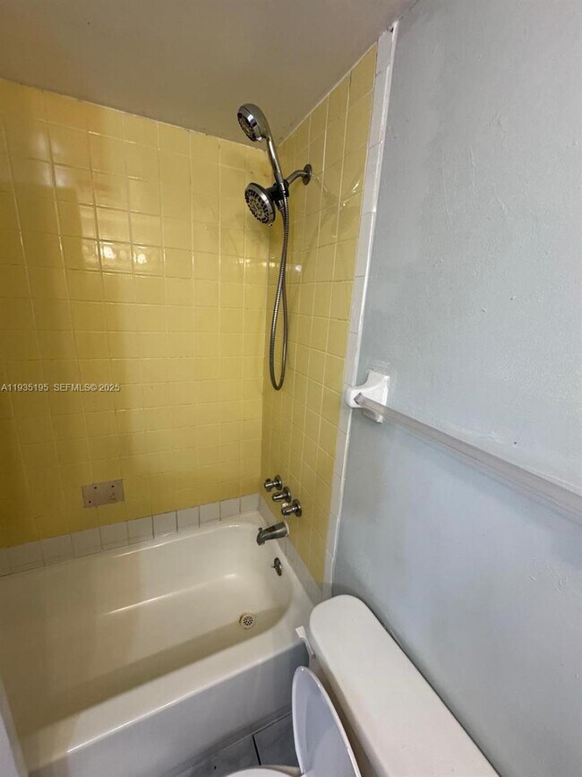 Building Photo - 17101 NW 57th Ave