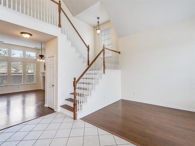 Building Photo - 3709 Mason Dr