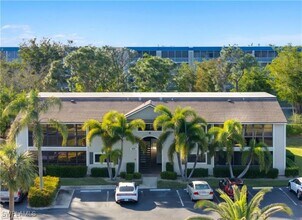 Building Photo - 8171 S Woods Cir