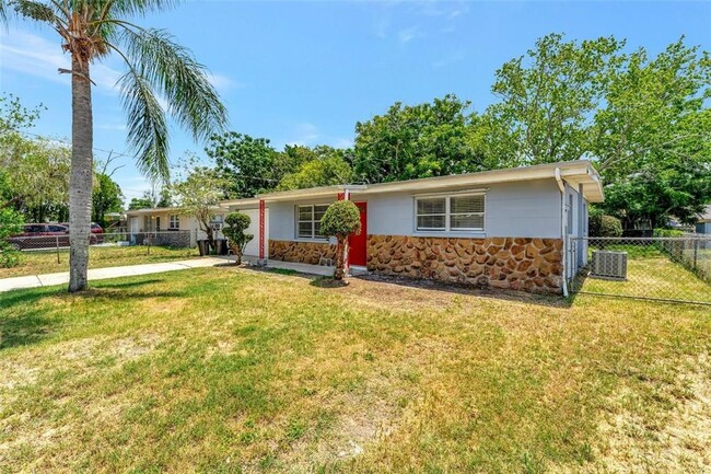 Building Photo - 11134 Harding Dr