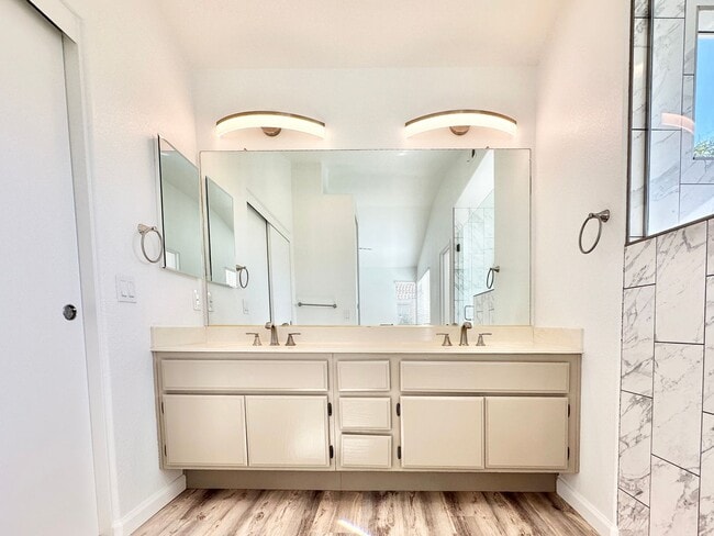 Building Photo - Beautiful & Updated Two-Story on a Quiet Cul-De-Sac, Private Fenced Yard Space, & Just Minutes to...