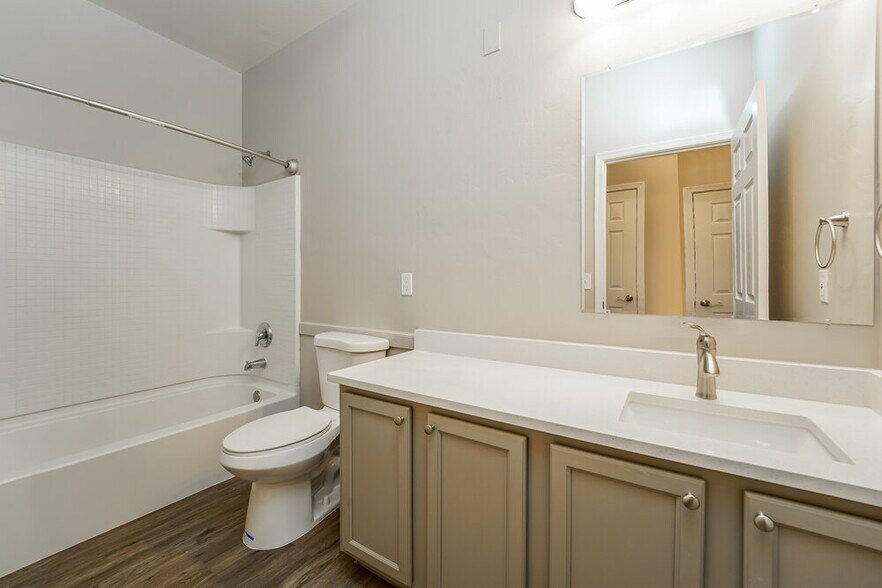 Building Photo - 8448 W Green Kingfisher Ln