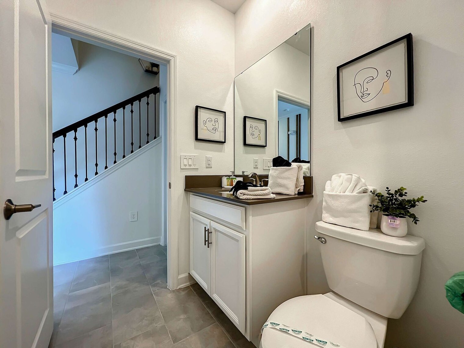 Building Photo - 1108 Kingsbarn St