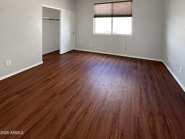 Building Photo - 3078 S Southwind Dr