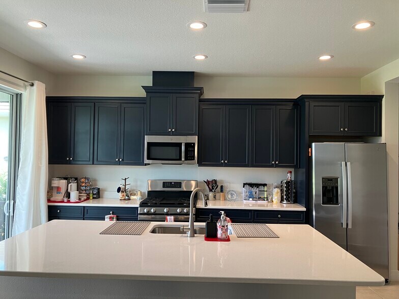 Building Photo - 9912 Crystal Isles Cir