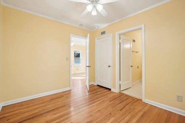 Building Photo - $500.00 off 2nd Months Rent!