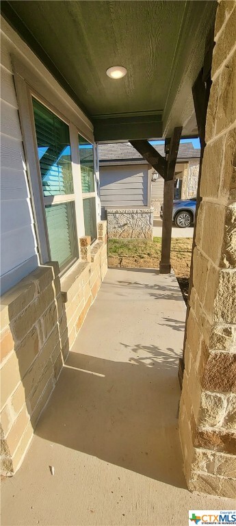 Building Photo - 1231 Meyers Mdw