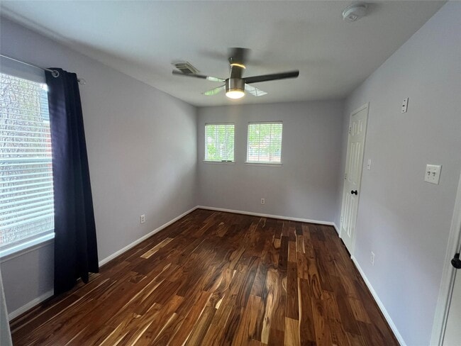 Building Photo - 26 Merit Woods Pl