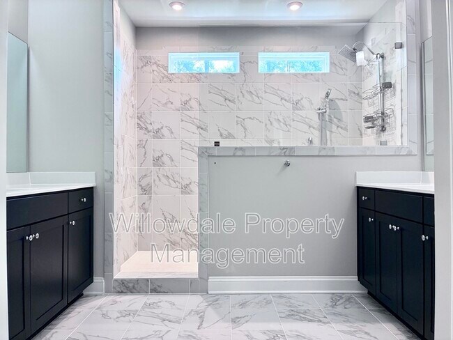 Building Photo - 4321 Mosaic Ct