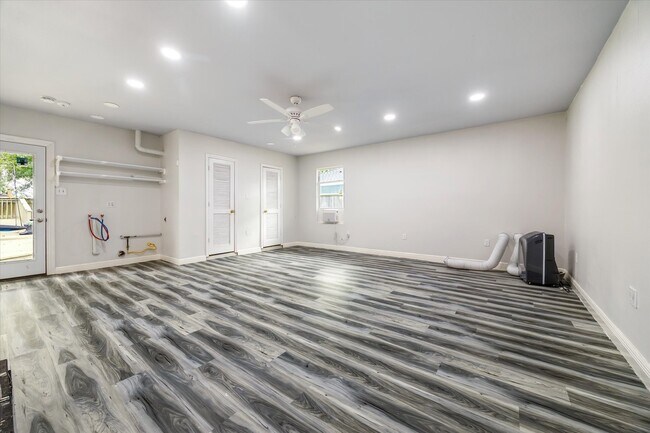 Building Photo - 5329 Judalon Ln
