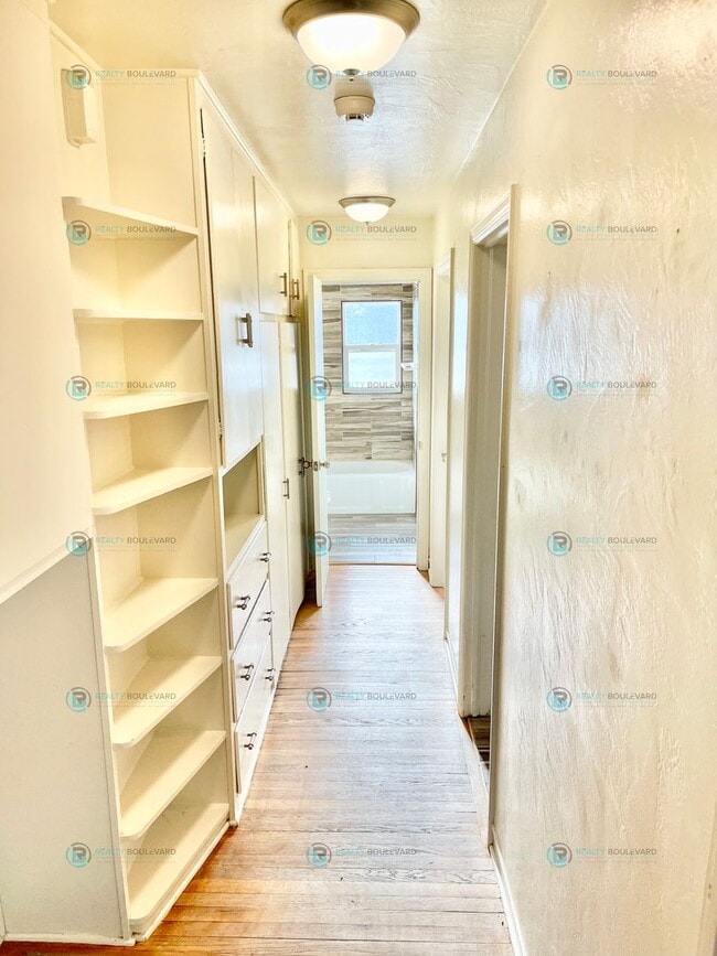 Building Photo - 90 Arden Cir