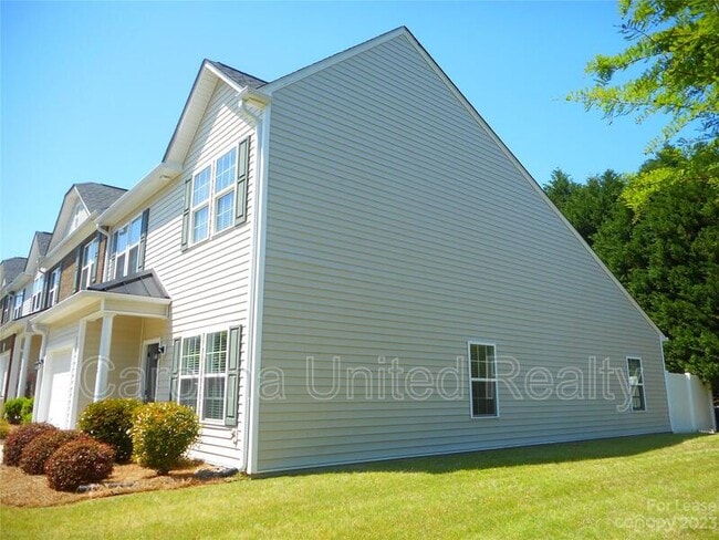 Building Photo - 418 Windsor Gate Dr