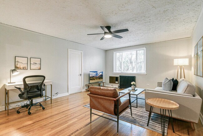 Building Photo - 1666 Detroit St