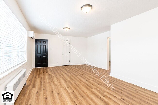 Building Photo - 1823 Griswold Dr