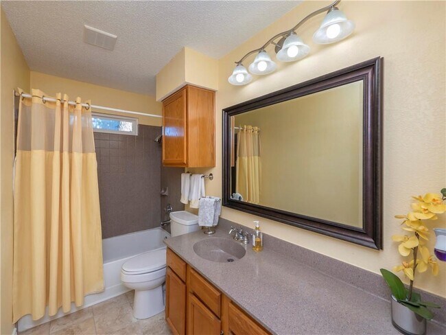 Building Photo - 4507 Velasco Pl