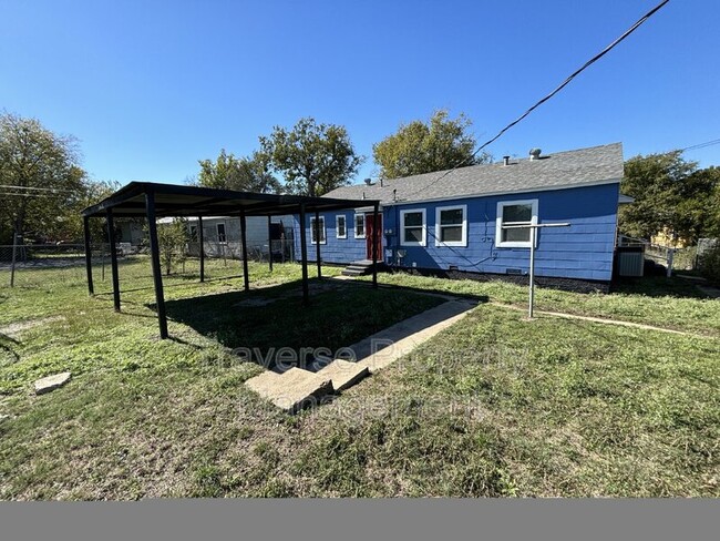 Building Photo - 2645 Canberra Ct