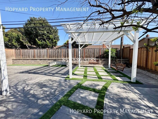 Building Photo - 2992 Capewood Ln