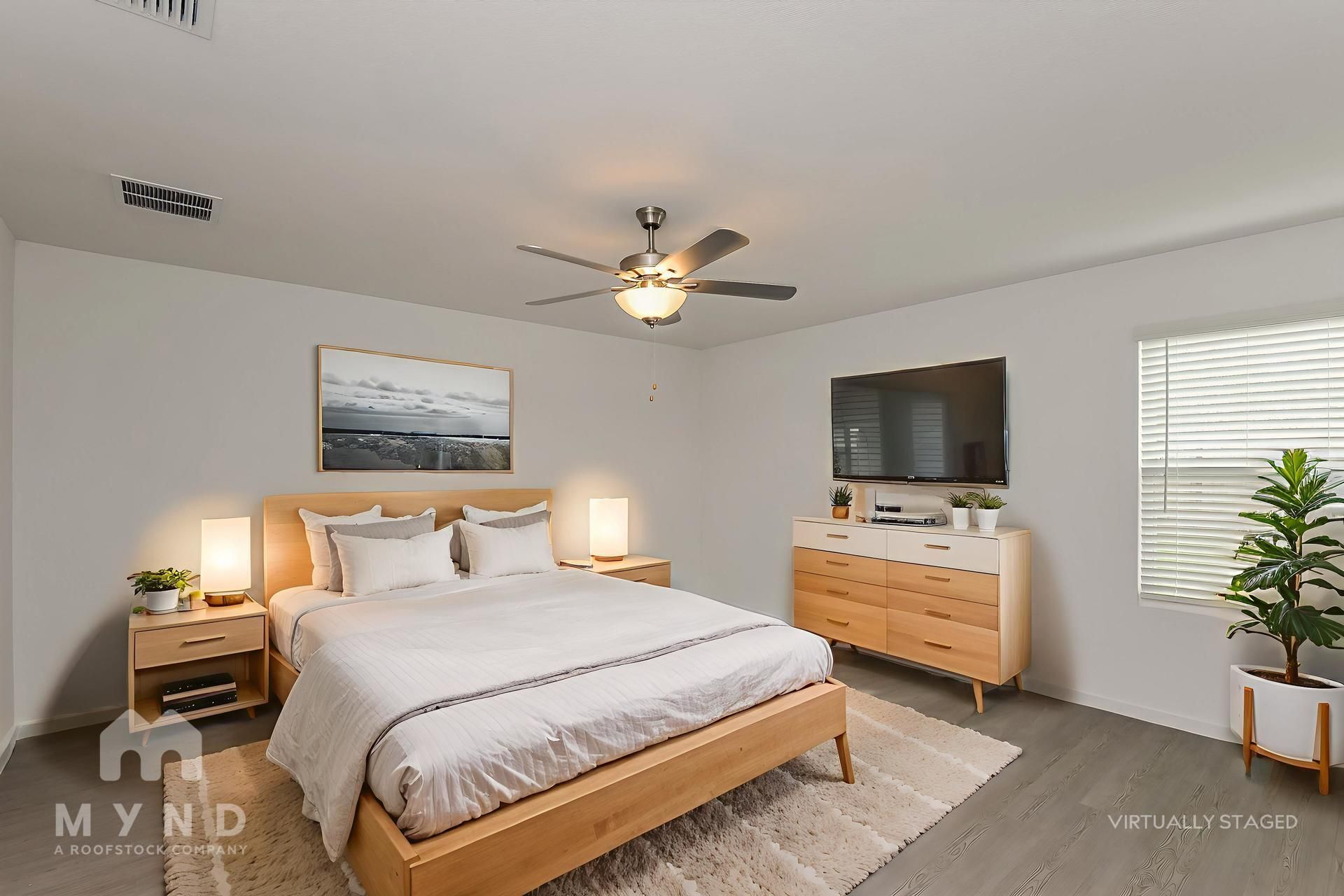 Building Photo - 2708 Mistwood Dr