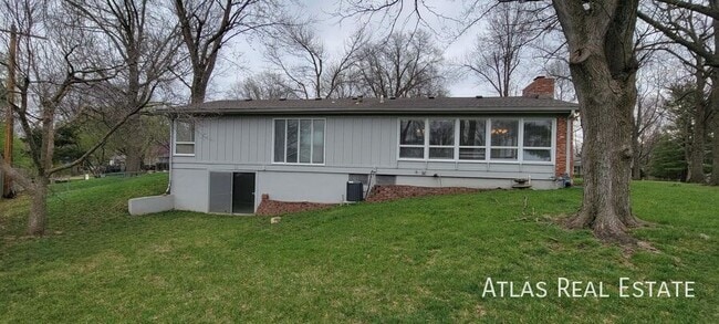 Building Photo - 8844 Horton St