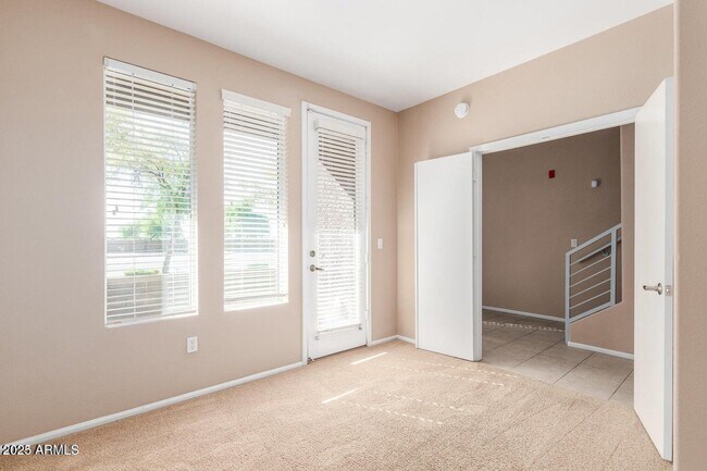 Building Photo - 6605 N 93RD Ave