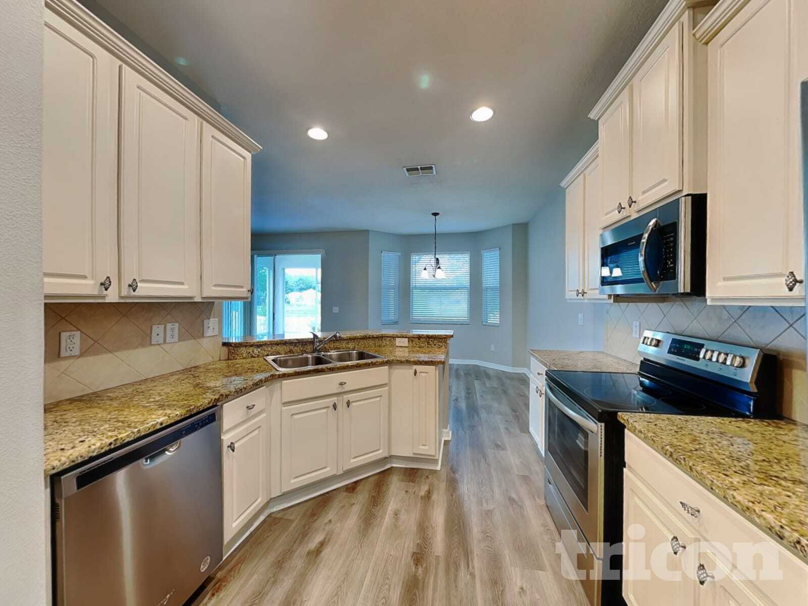 Building Photo - 12423 Ridgedale Dr