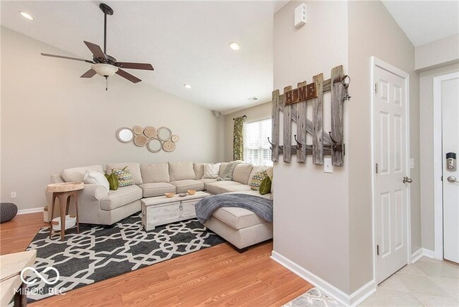 Building Photo - 14947 Mia Dr