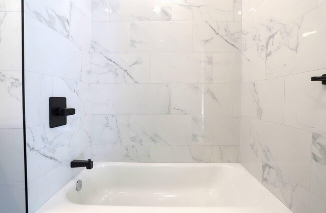 Building Photo - 3516 John F. Kennedy Blvd