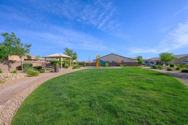 Building Photo - Upgragded 4-Bedroom Home with Casita in Gated Community