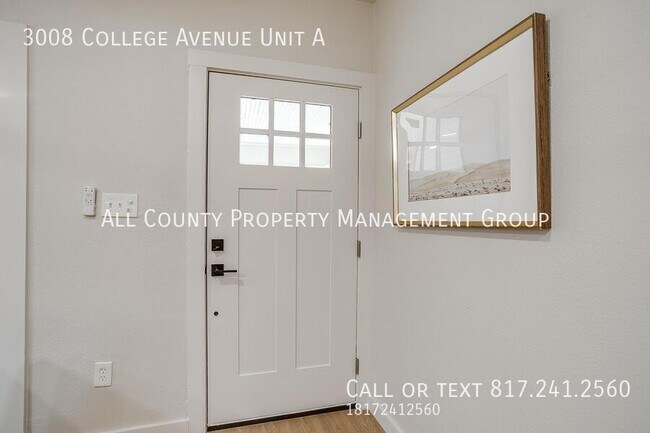 Building Photo - 3008 College Ave