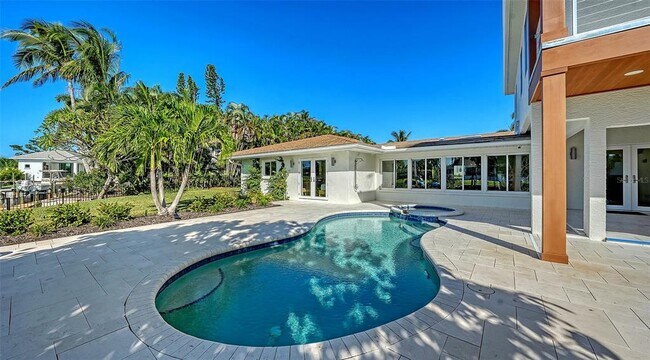 Building Photo - 690 Old Compass Rd