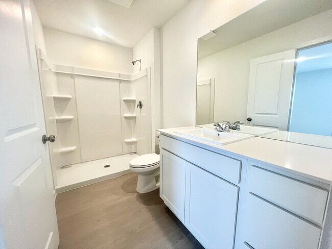 Building Photo - 712 Zuppino Ln