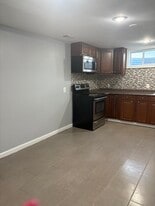 Building Photo - 10201 Fort Hills Ct
