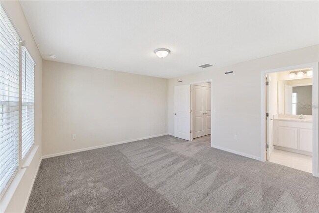 Building Photo - 2326 Vision St