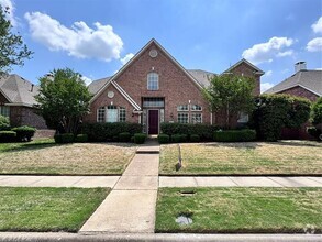 Building Photo - 513 Layton Dr