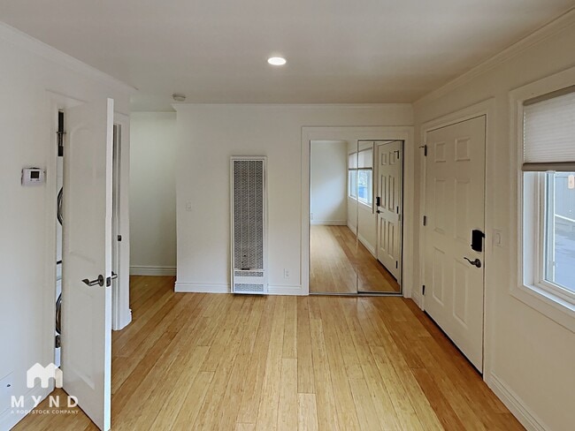 Building Photo - 315 Beemer Ave