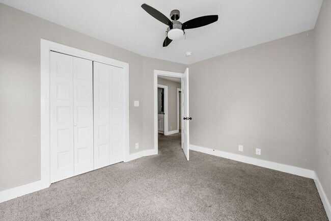 Building Photo - 4 Bedroom 2 1/2 Bath Home For Rent in Gate...