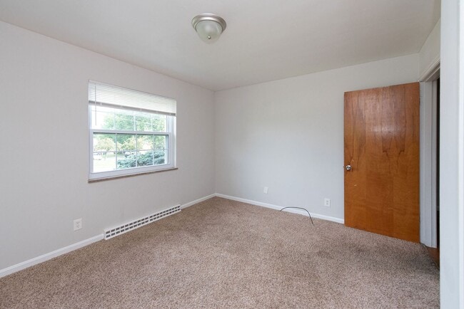 Building Photo - WESTWOOD-4 BEDROOM 2 BATH WITH OPEN FLOOR ...