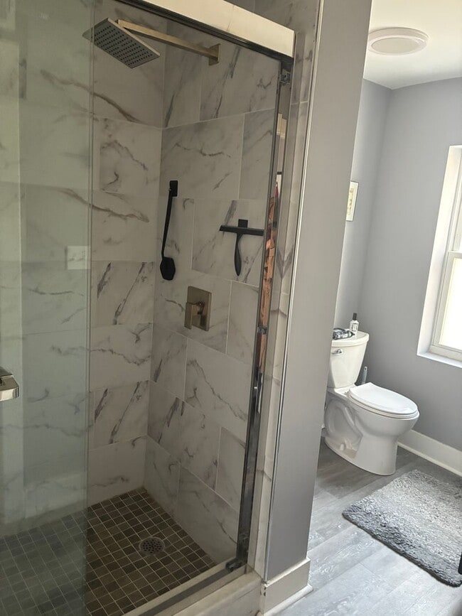 Building Photo - Great 2 Bed 2 Bath with GREAT Location!